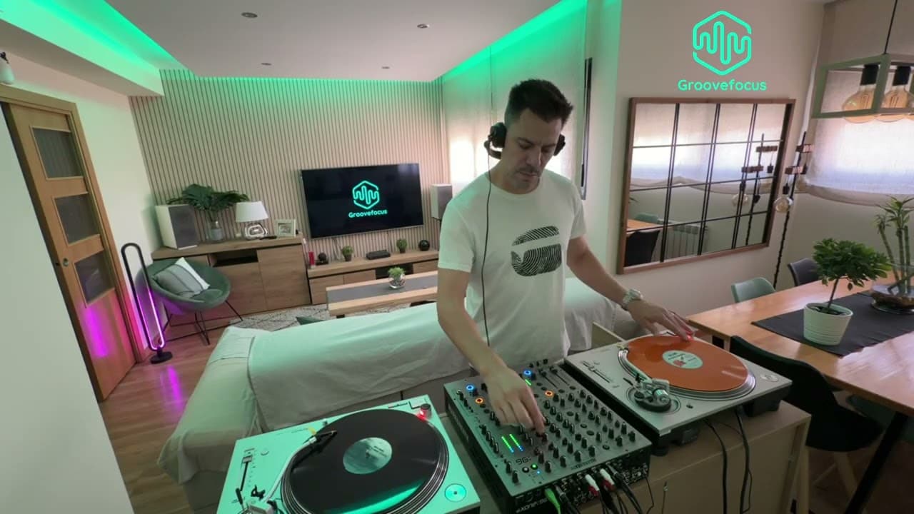 100% Vinyl Detroit House & Techno Mix | Groovefocus 4 (Technics & Xone:96)🌅🎧