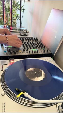 Mixing on Technics SL-1200: Tech House & Dub Techno 🌅🎧 #techno #techhouselovers #technics1200
